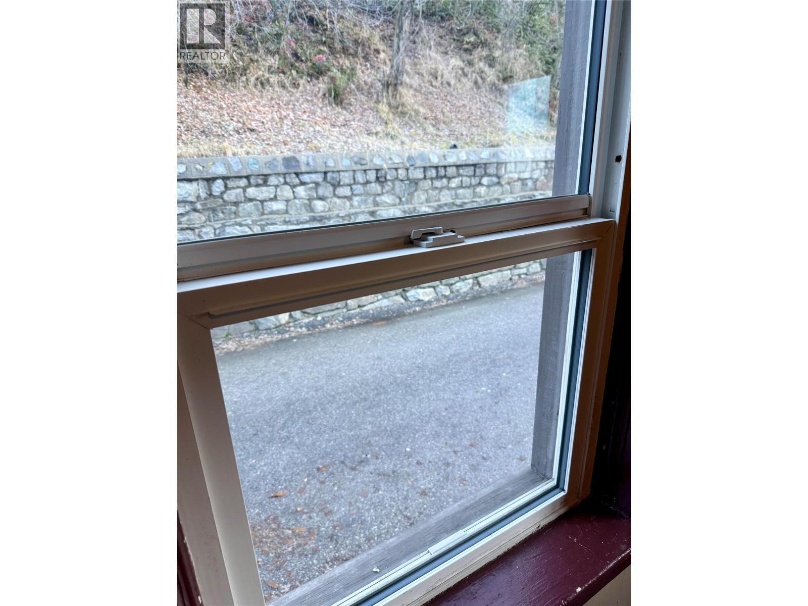 273 Railway Lane, Trail, BC - Indoor Photo Showing Other Room