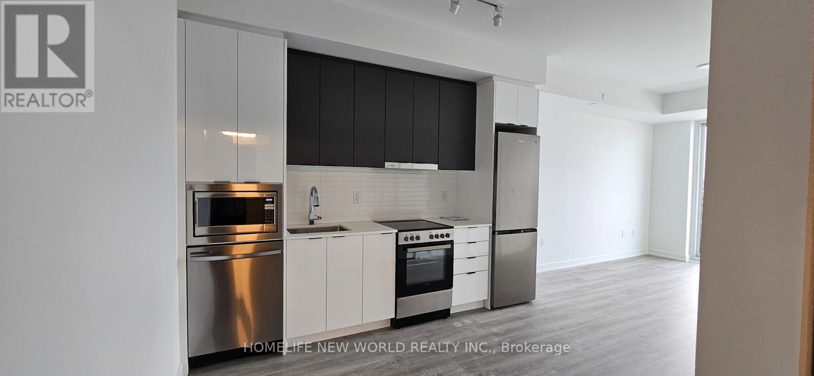 A530 - 9763 Markham Road, Markham, ON - Indoor Photo Showing Kitchen With Stainless Steel Kitchen