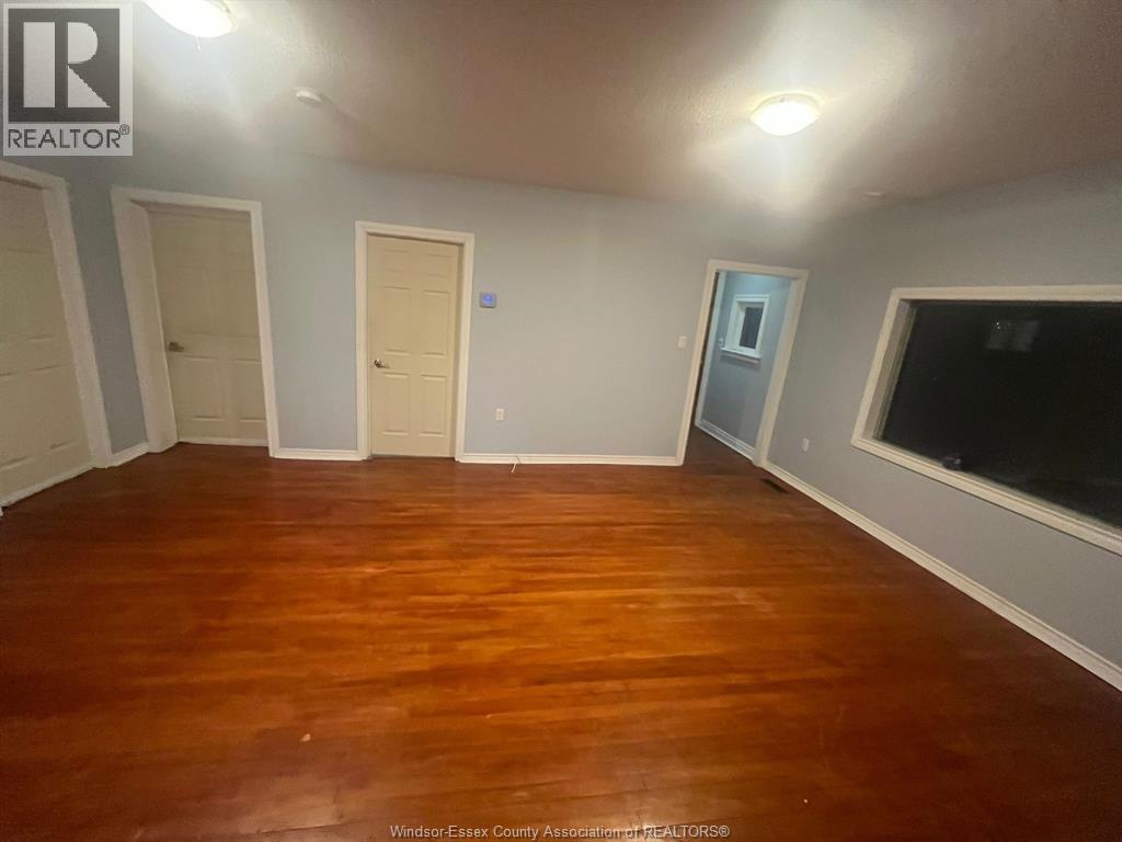 4 Hazelton Street, Leamington, ON - Indoor Photo Showing Other Room