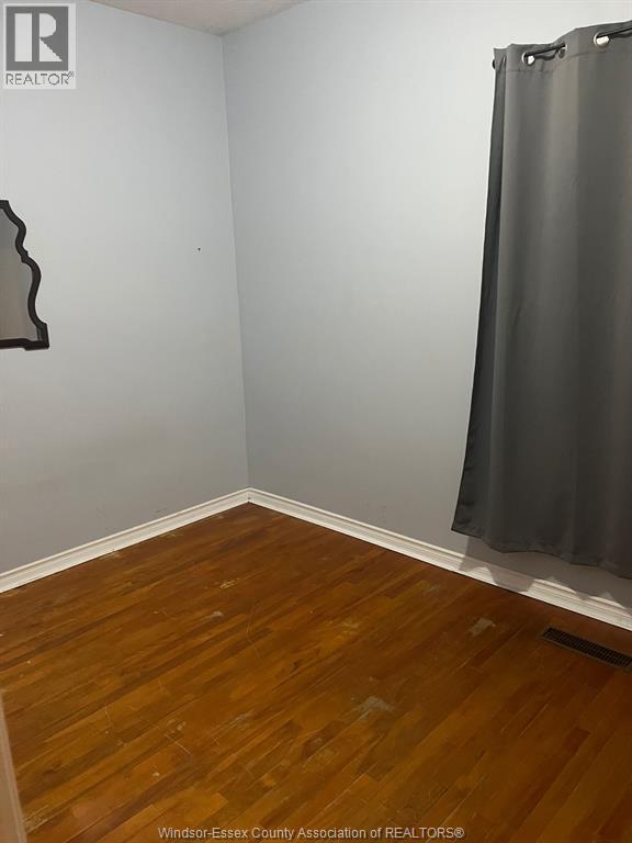 4 Hazelton Street, Leamington, ON - Indoor Photo Showing Other Room