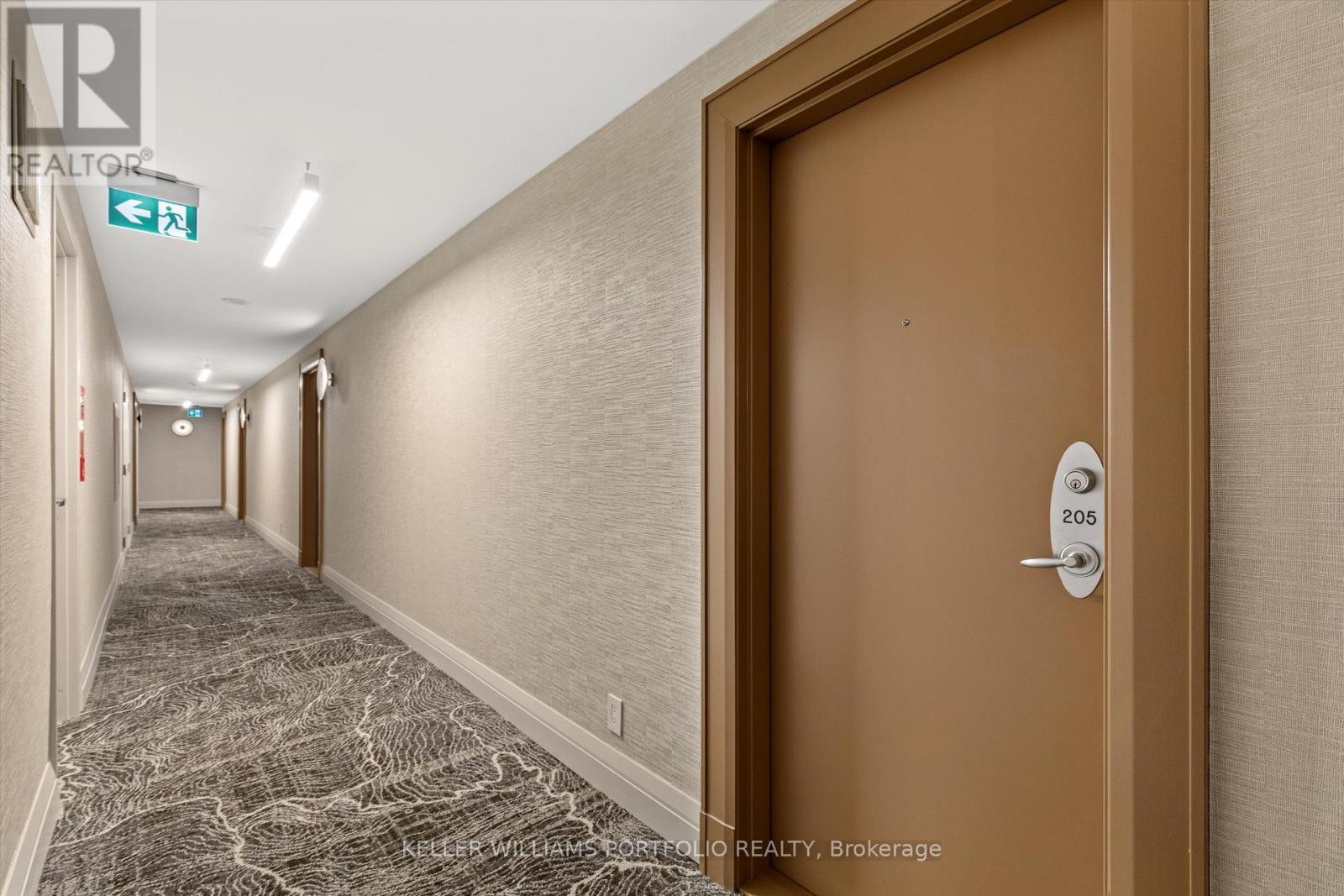 205 - 801 Bay Street, Toronto, ON - Indoor Photo Showing Other Room