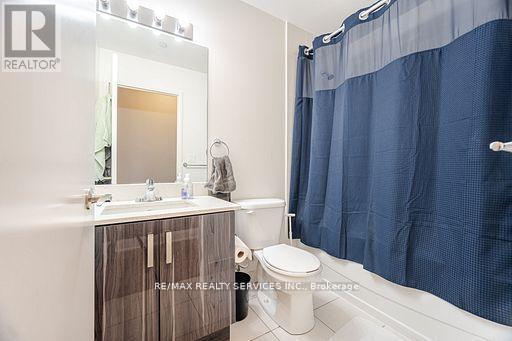 2902 - 2900 Highway 7 Road, Vaughan, ON - Indoor Photo Showing Bathroom