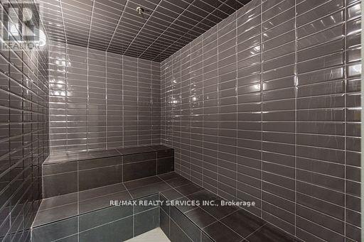 2902 - 2900 Highway 7 Road, Vaughan, ON - Indoor