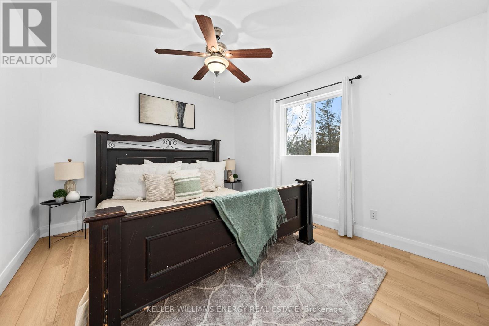 269 Hillside Drive, Trent Hills, ON - Indoor Photo Showing Bedroom
