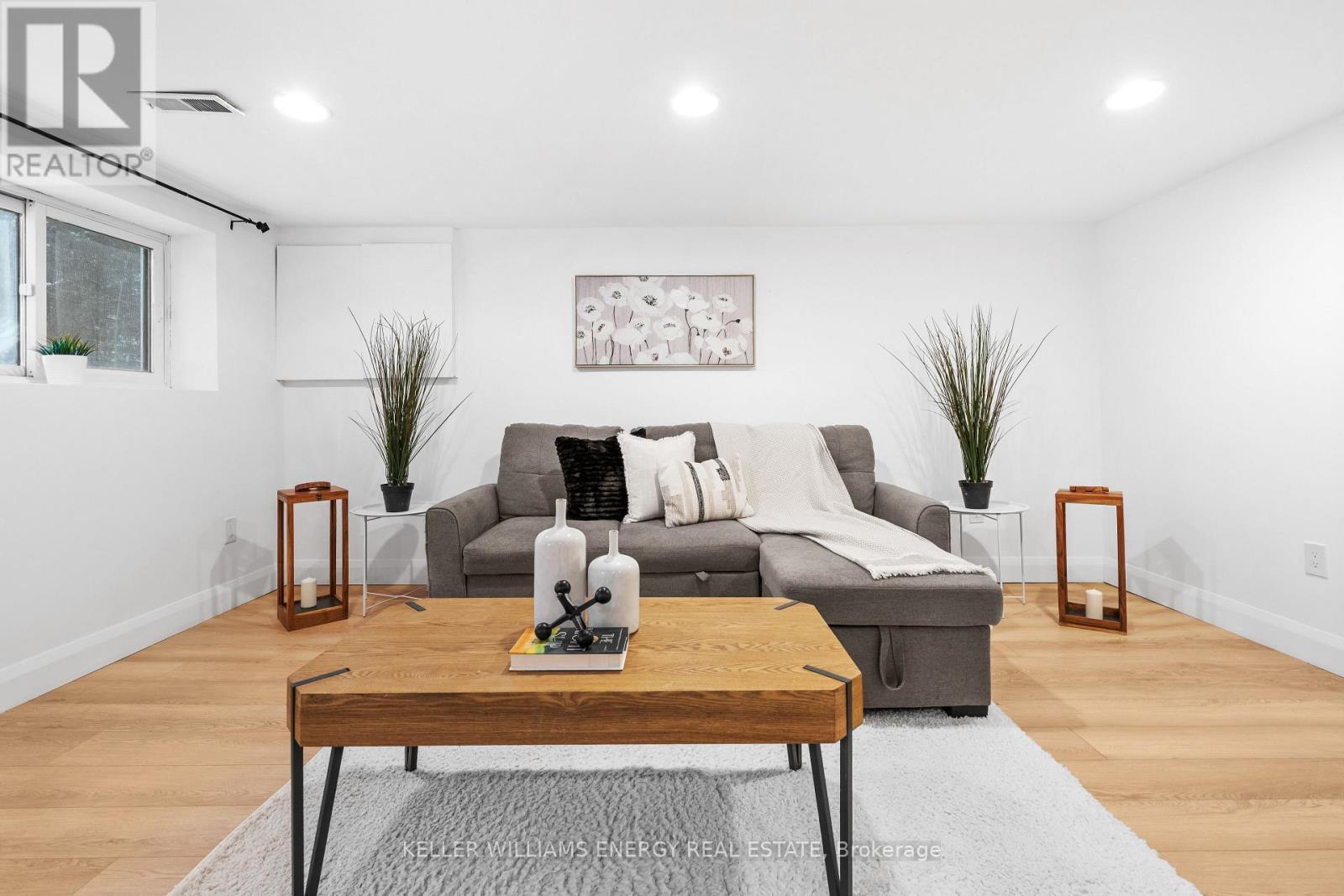 269 Hillside Drive, Trent Hills, ON - Indoor Photo Showing Living Room
