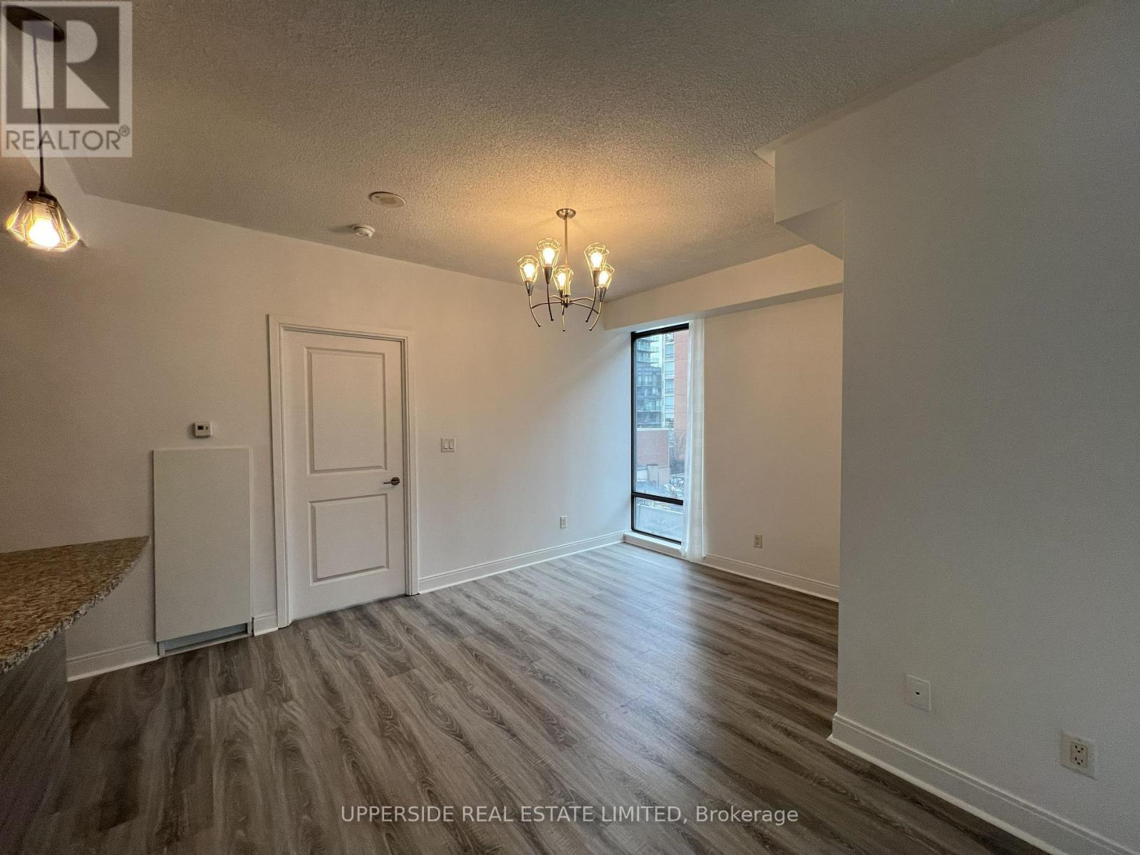 502 - 18 Yorkville Avenue, Toronto, ON - Indoor Photo Showing Other Room