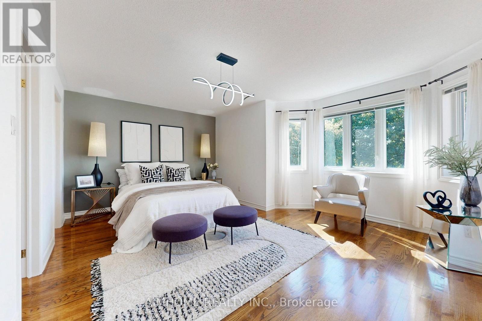812 Foxcroft Boulevard, Newmarket, ON - Indoor Photo Showing Bedroom