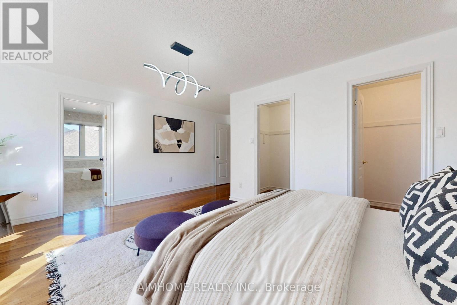 812 Foxcroft Boulevard, Newmarket, ON - Indoor Photo Showing Bedroom