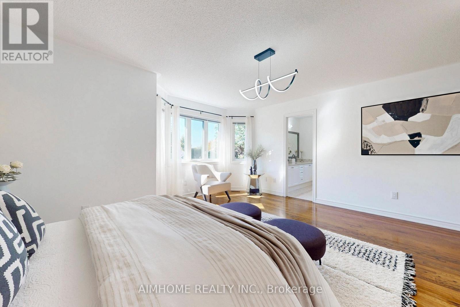 812 Foxcroft Boulevard, Newmarket, ON - Indoor Photo Showing Bedroom