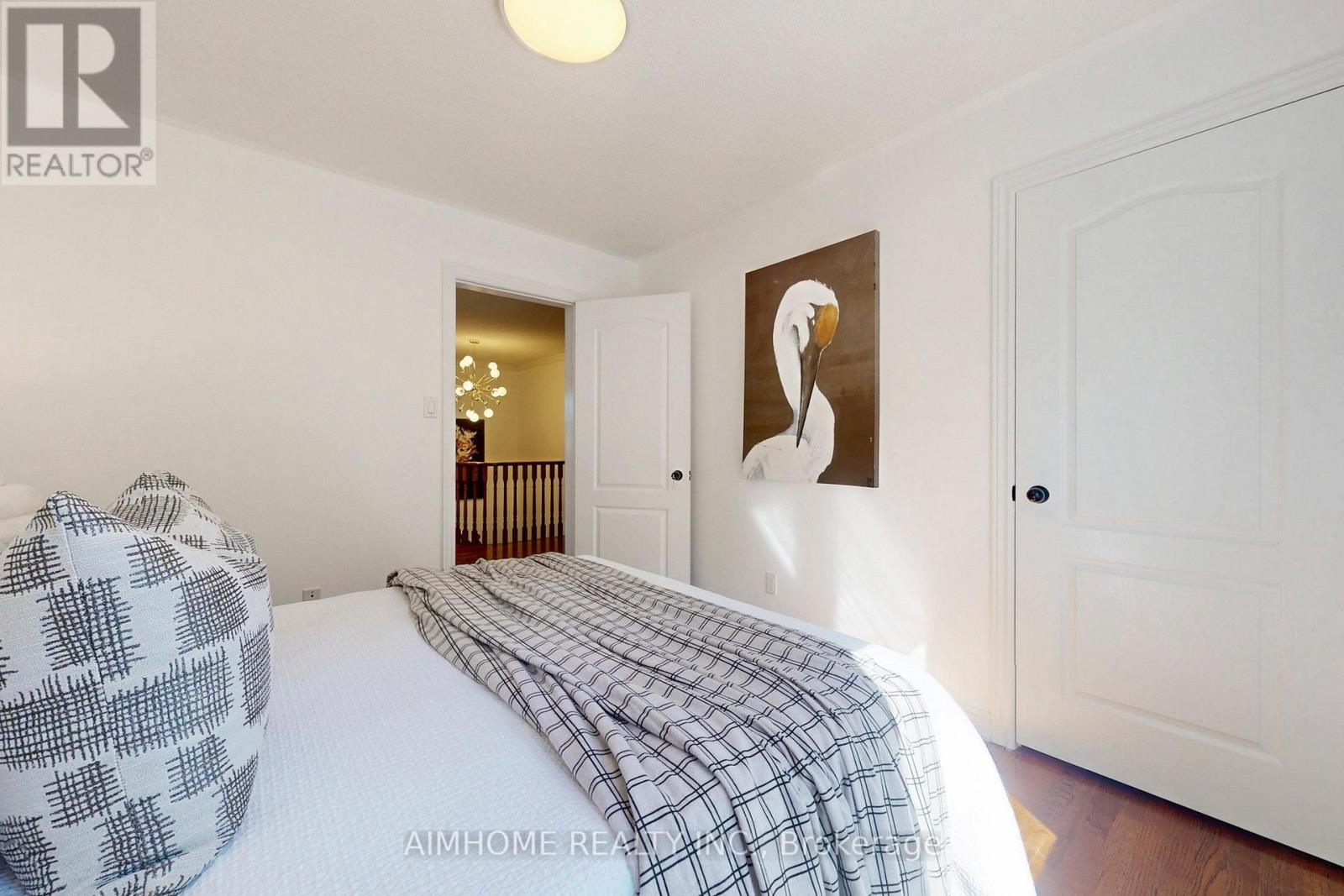 812 Foxcroft Boulevard, Newmarket, ON - Indoor Photo Showing Bedroom