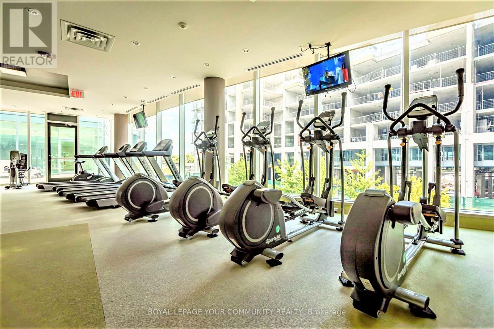 740 - 525 Wilson Avenue, Toronto, ON - Indoor Photo Showing Gym Room