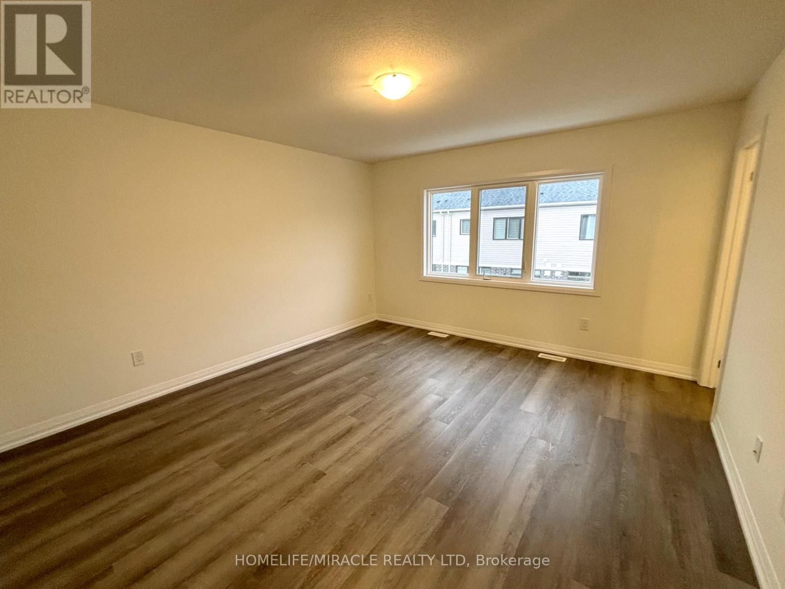 91 Marche Drive, Haldimand, ON - Indoor Photo Showing Other Room