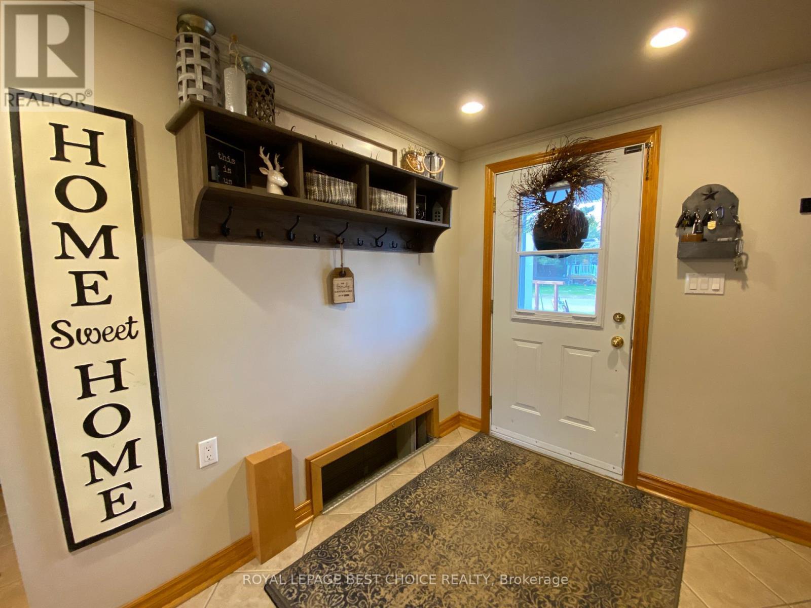 140 Caroline Court, Temiskaming Shores (New Liskeard), ON - Indoor Photo Showing Other Room