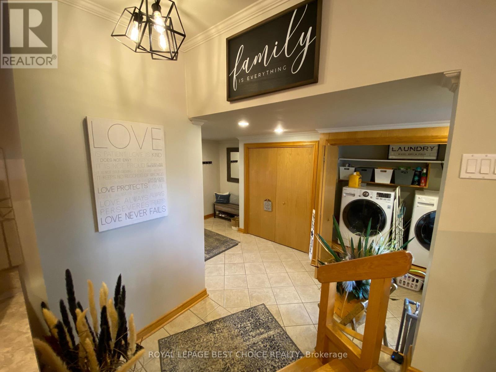 140 Caroline Court, Temiskaming Shores (New Liskeard), ON - Indoor Photo Showing Other Room