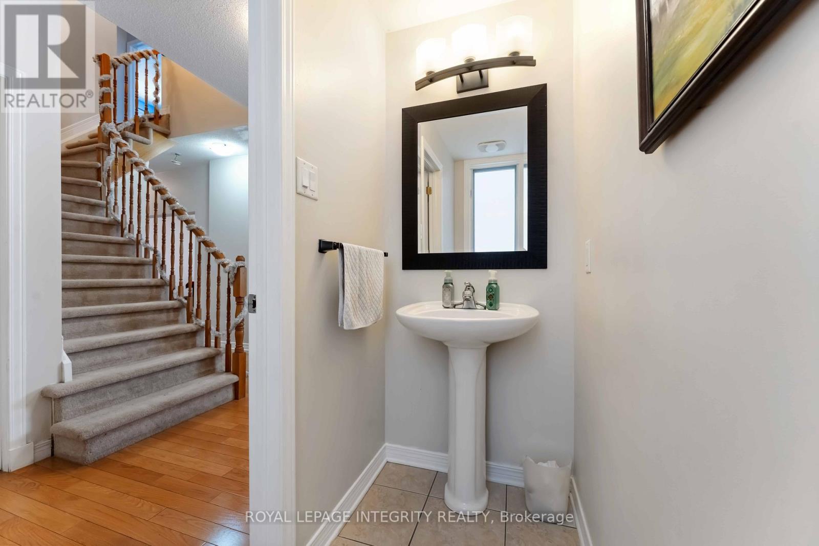 2165 Sojourn Street, Ottawa, ON - Indoor