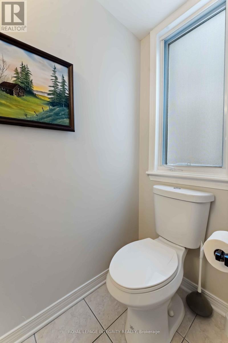 2165 Sojourn Street, Ottawa, ON - Indoor Photo Showing Bathroom