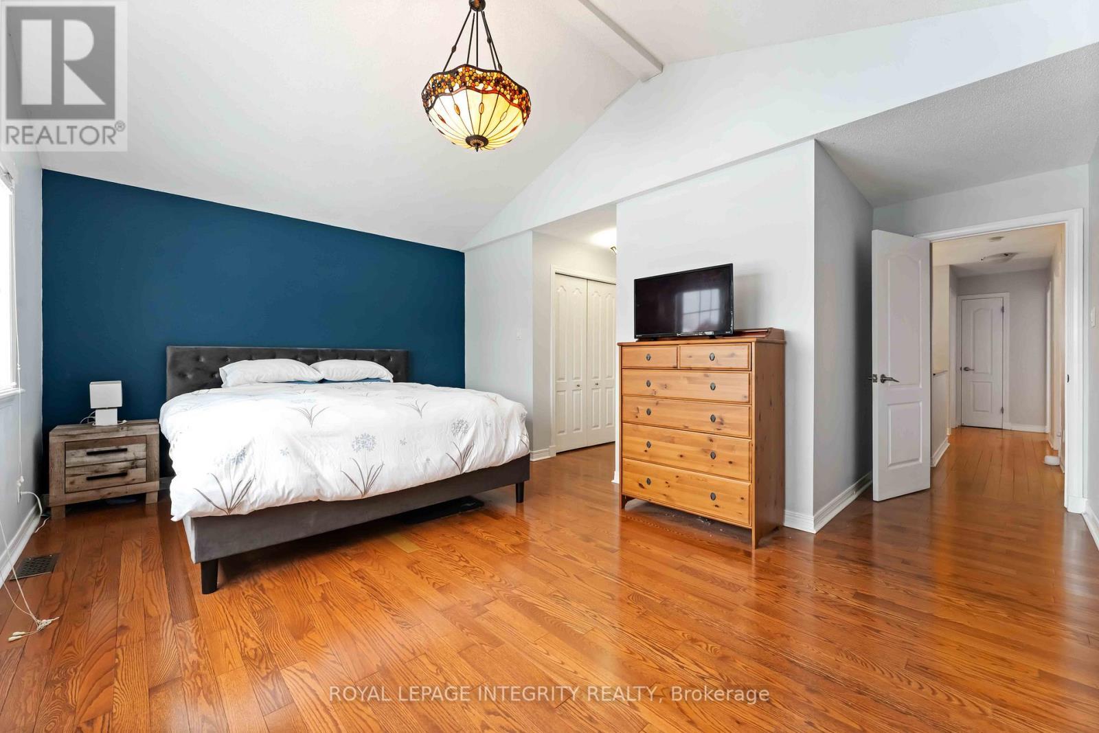 2165 Sojourn Street, Ottawa, ON - Indoor Photo Showing Bedroom