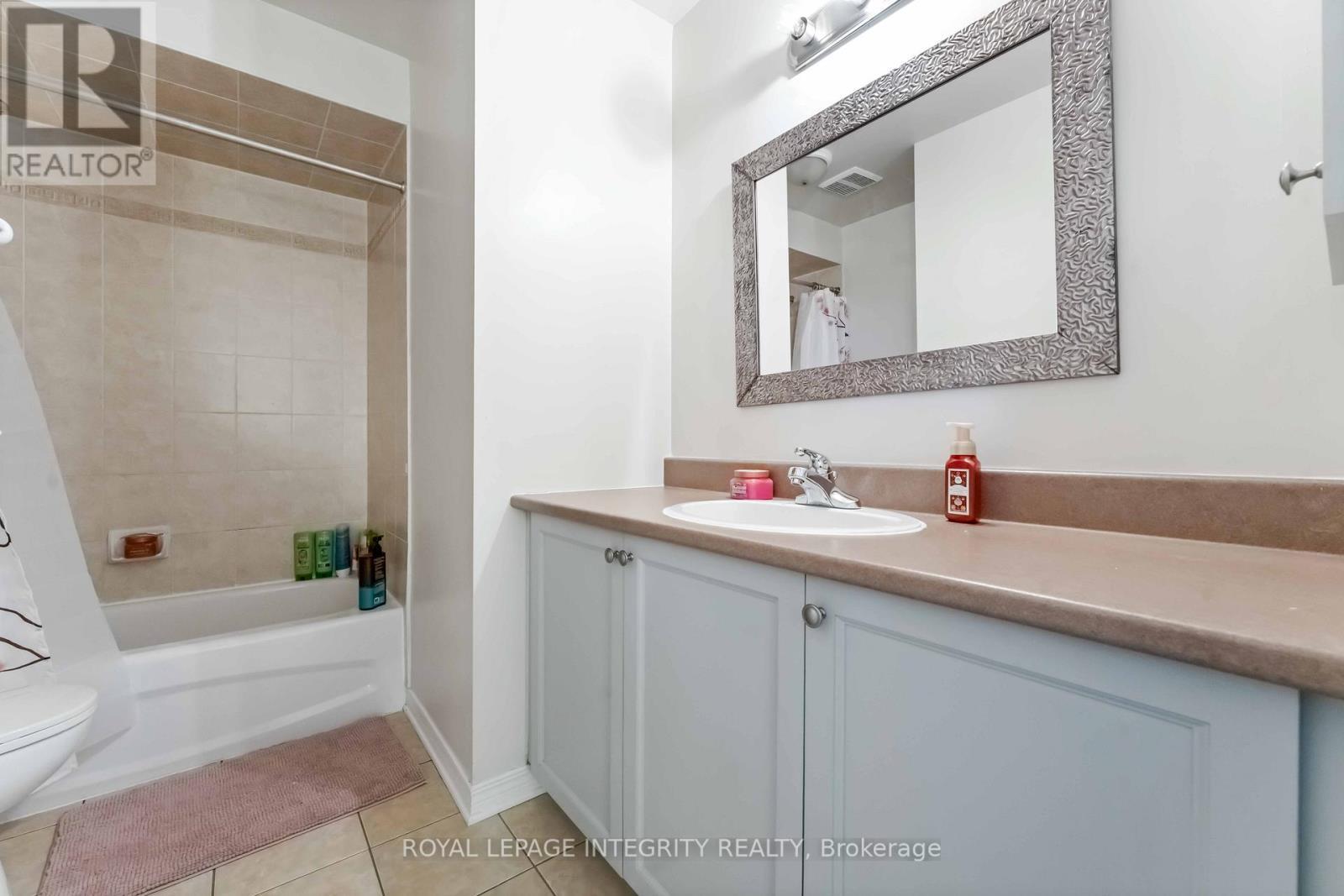 2165 Sojourn Street, Ottawa, ON - Indoor Photo Showing Bathroom