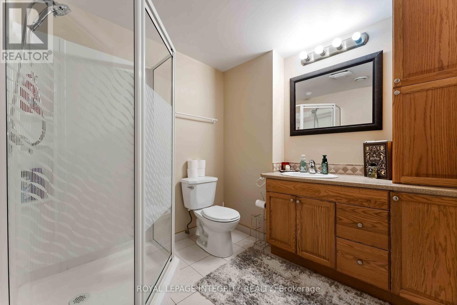 2165 Sojourn Street, Ottawa, ON - Indoor Photo Showing Bathroom