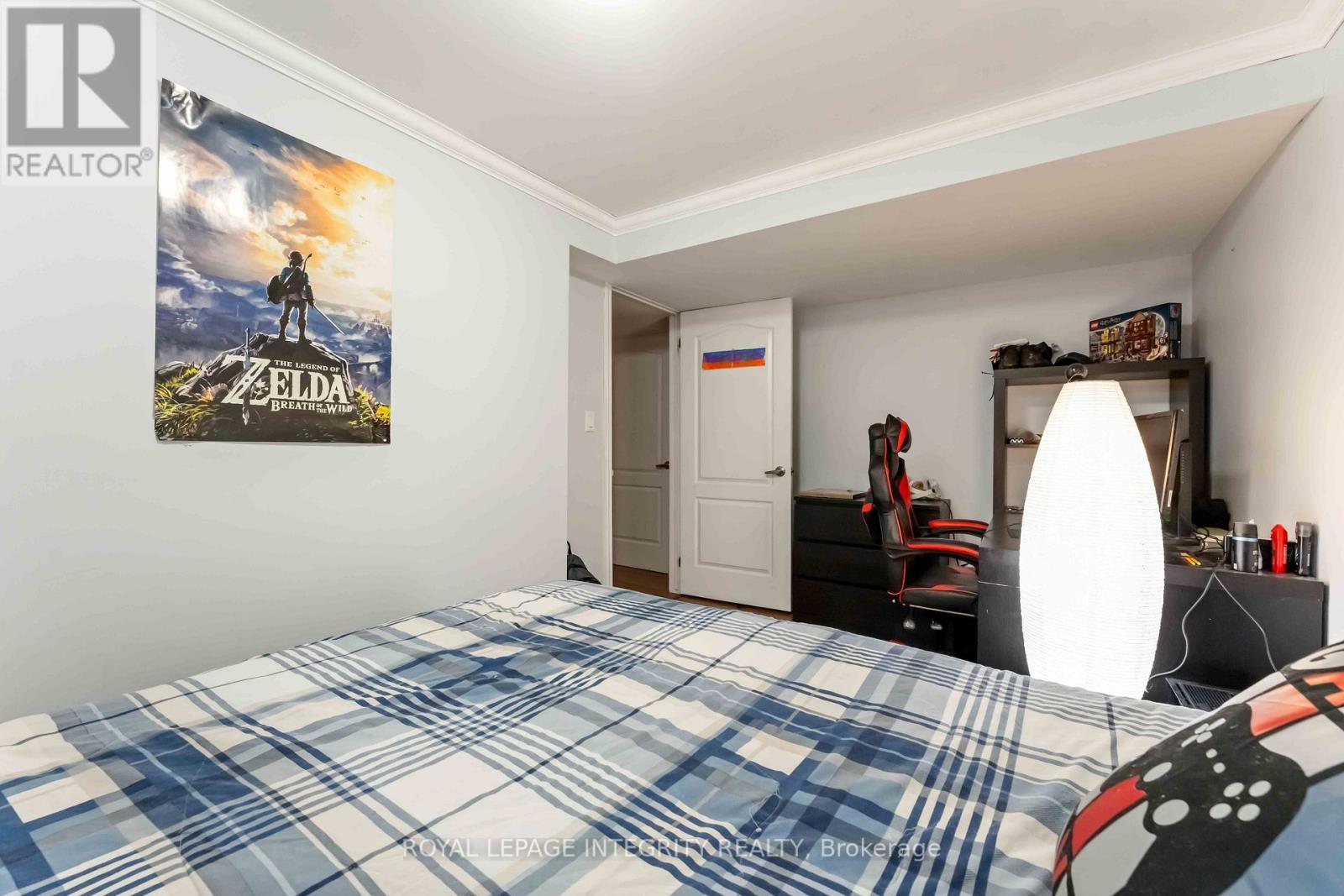2165 Sojourn Street, Ottawa, ON - Indoor Photo Showing Bedroom
