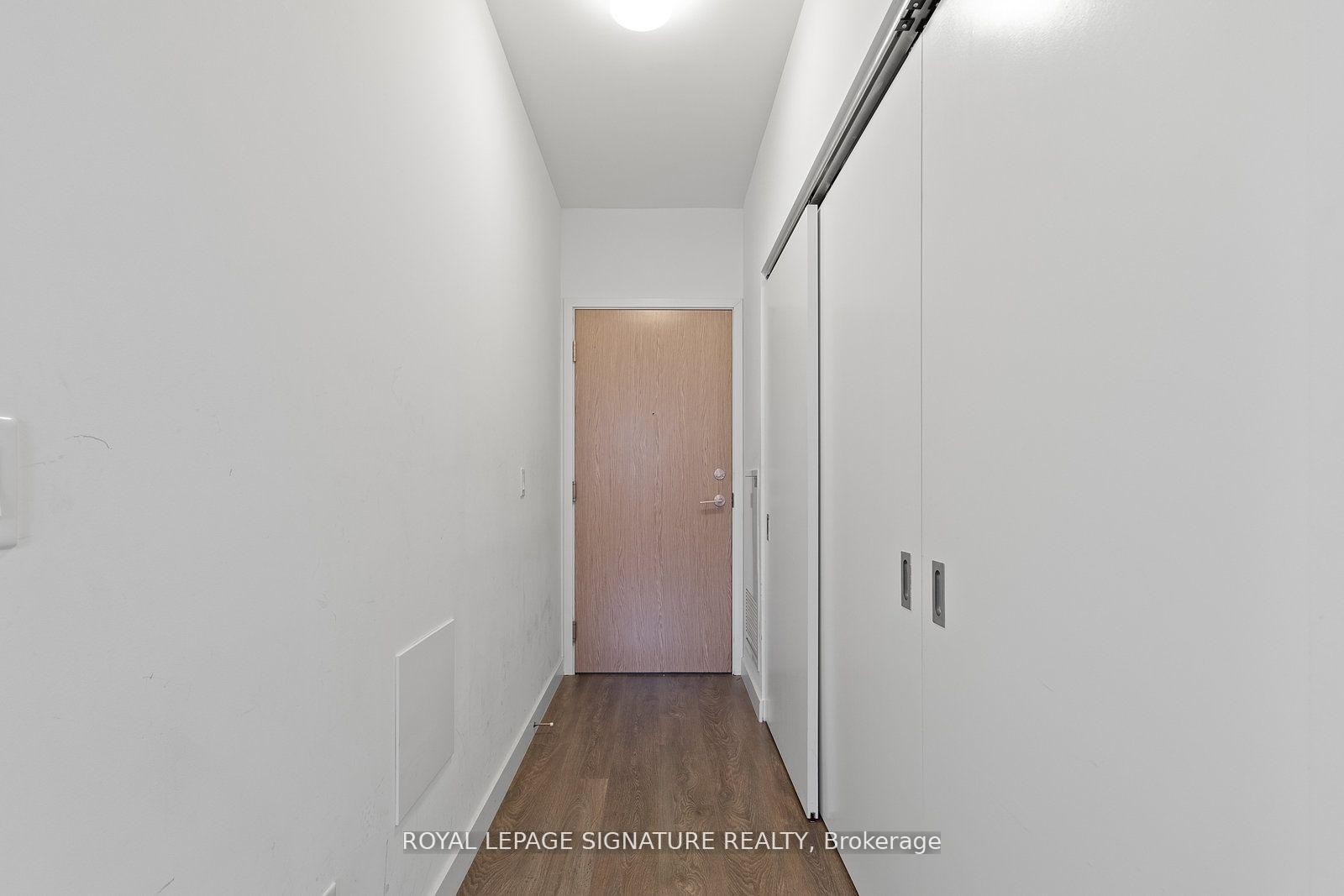 1311-215 Queen Street W, Toronto, ON - Indoor Photo Showing Other Room