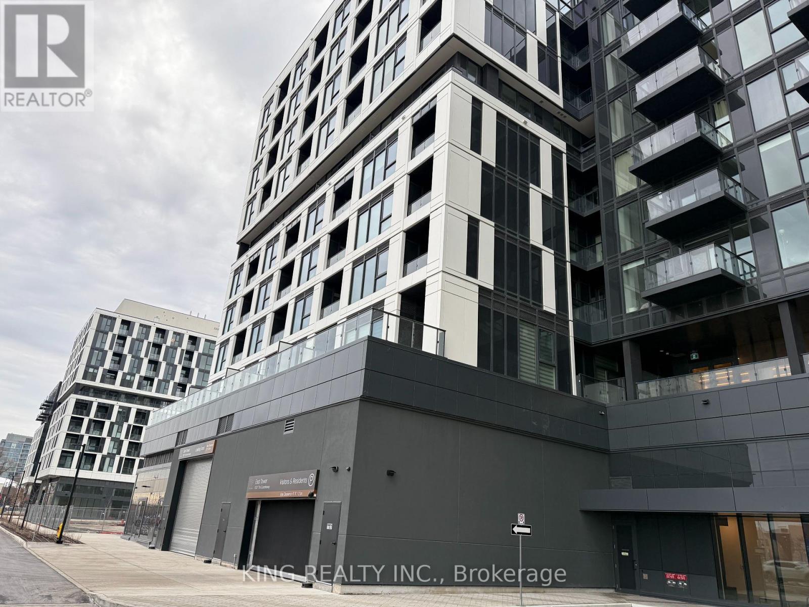824 - 1007 The Queensway, Toronto, ON - Outdoor With Balcony