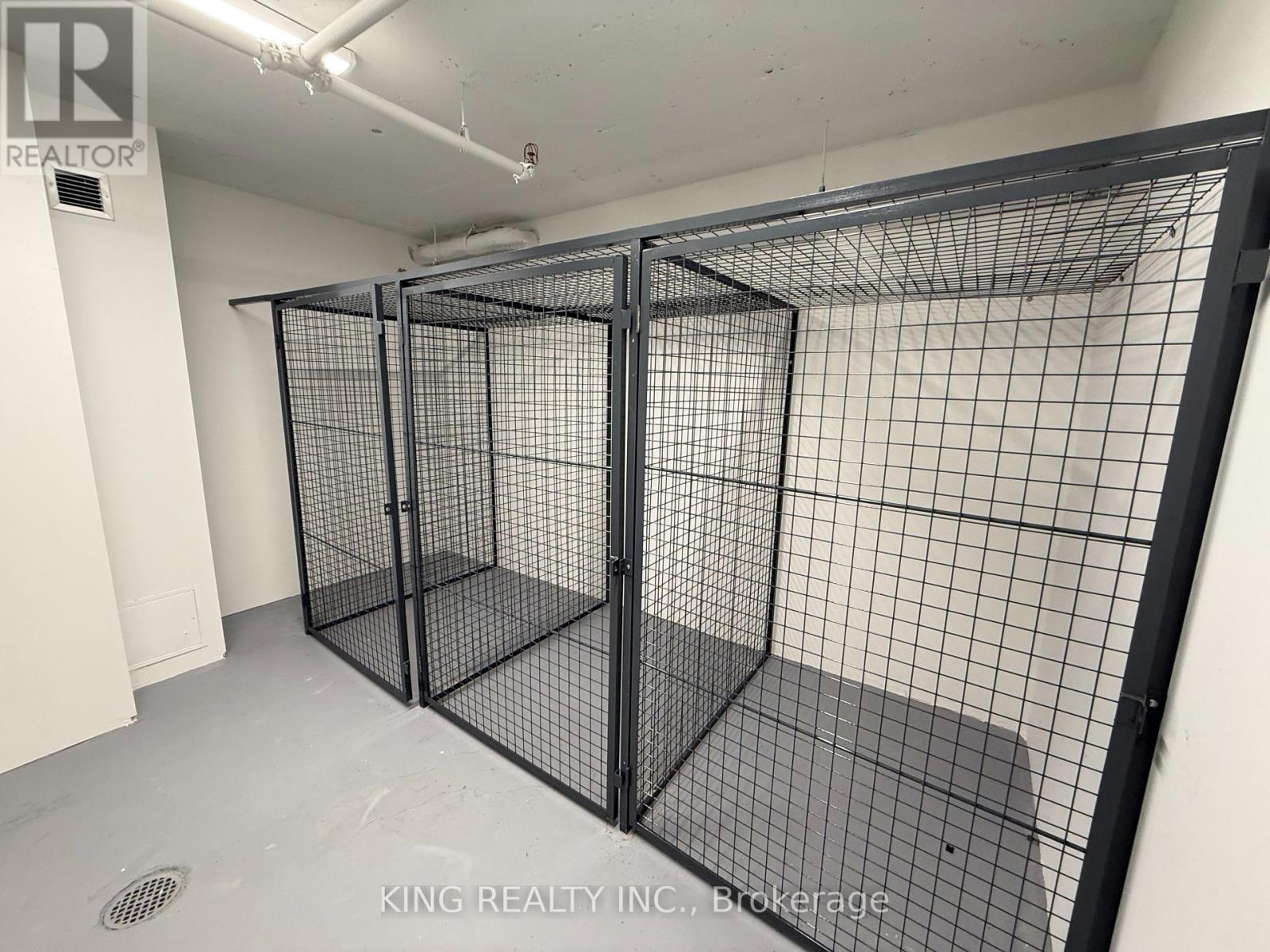 824 - 1007 The Queensway, Toronto, ON - Indoor With Storage