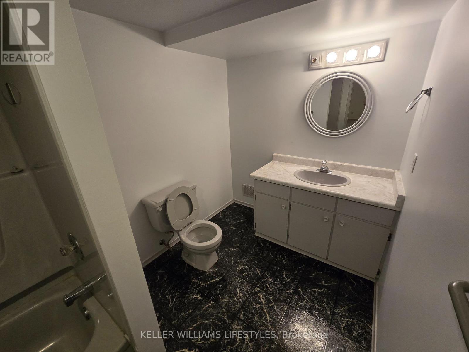 33 - 65 Fiddlers Green Road, London North (North P), ON - Indoor Photo Showing Other Room