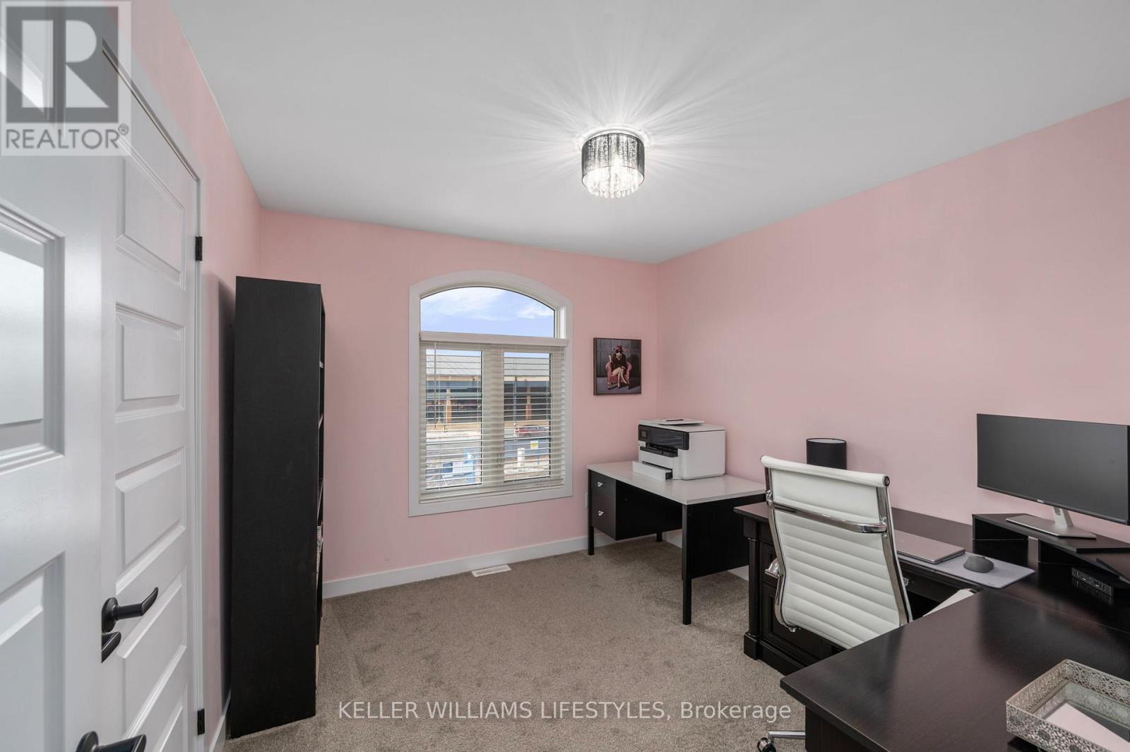 252 Doan Drive, Middlesex Centre, ON - Indoor Photo Showing Office