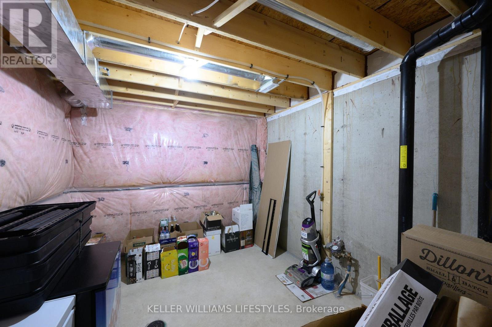 252 Doan Drive, Middlesex Centre, ON - Indoor Photo Showing Basement