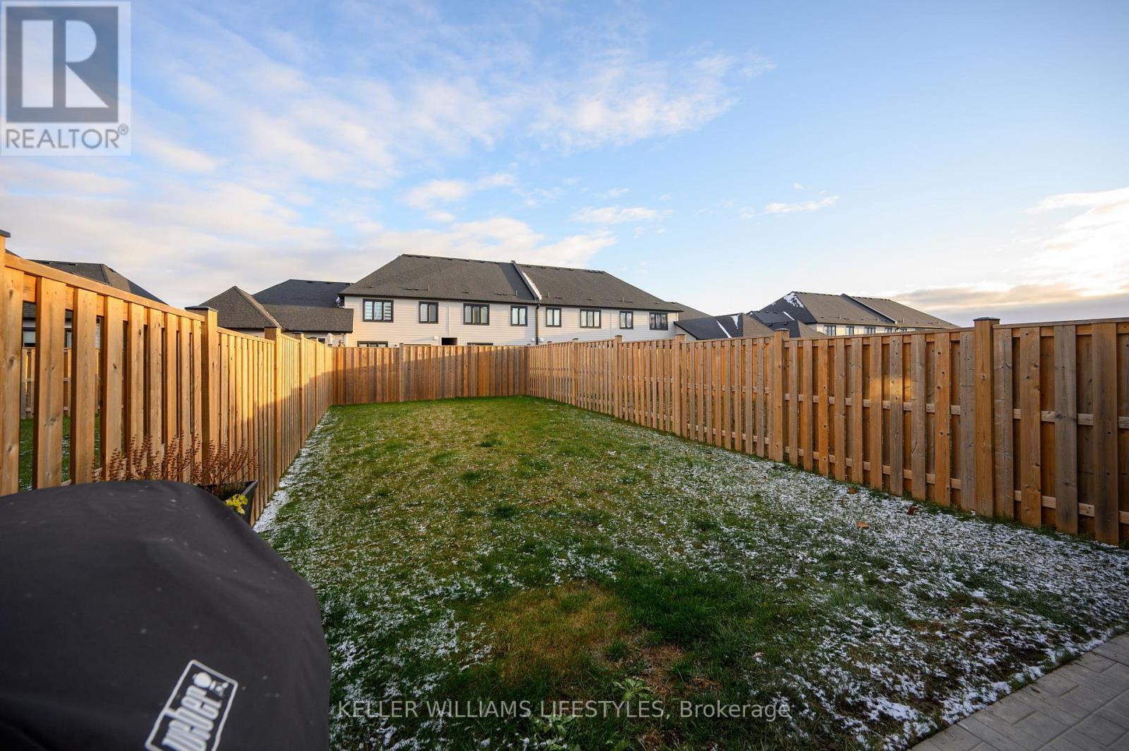 252 Doan Drive, Middlesex Centre, ON - Outdoor