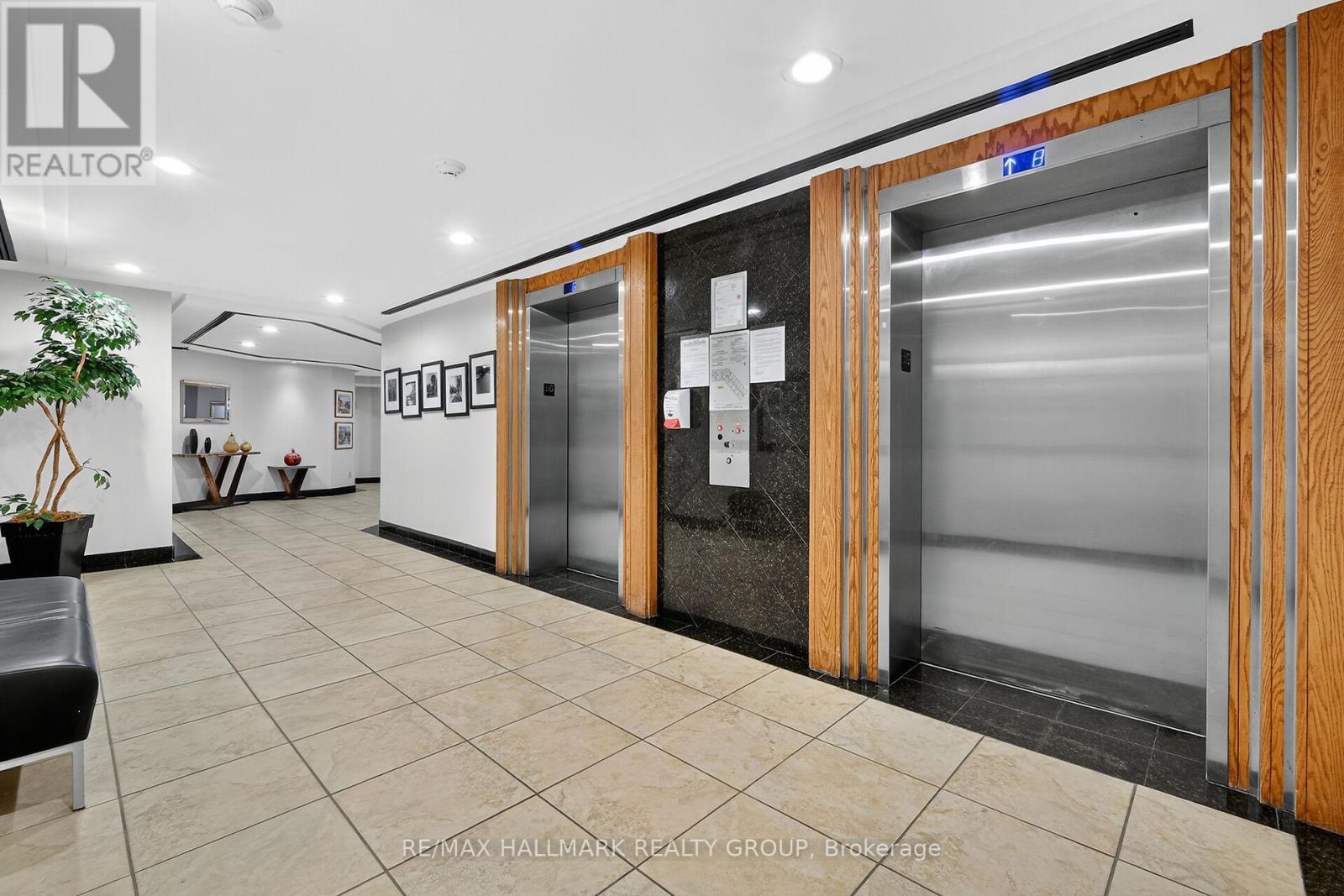Two elevators for easy living - 617 - 80 Sandcastle Drive, Ottawa, ON - Indoor Photo Showing Other Room