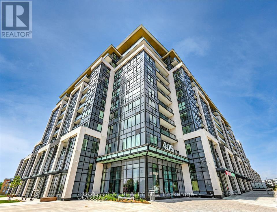 722 - 405 Dundas Street W, Oakville, ON - Outdoor