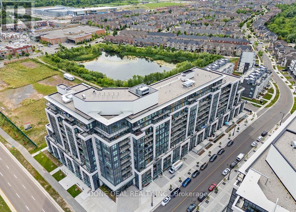 722 - 405 Dundas Street W, Oakville, ON - Outdoor With View