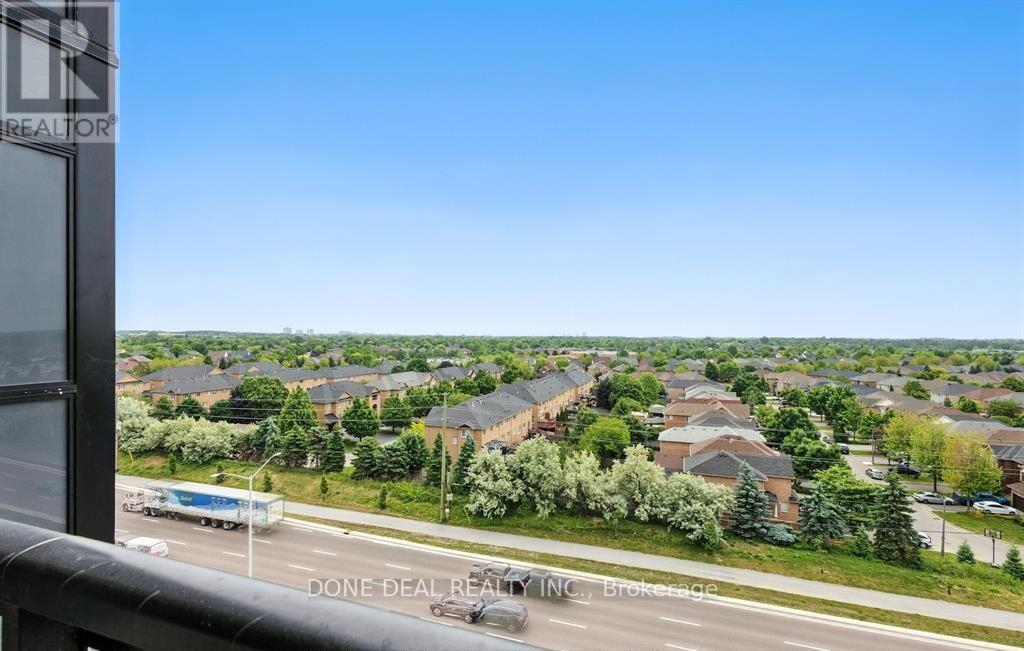 722 - 405 Dundas Street W, Oakville, ON - Outdoor With View