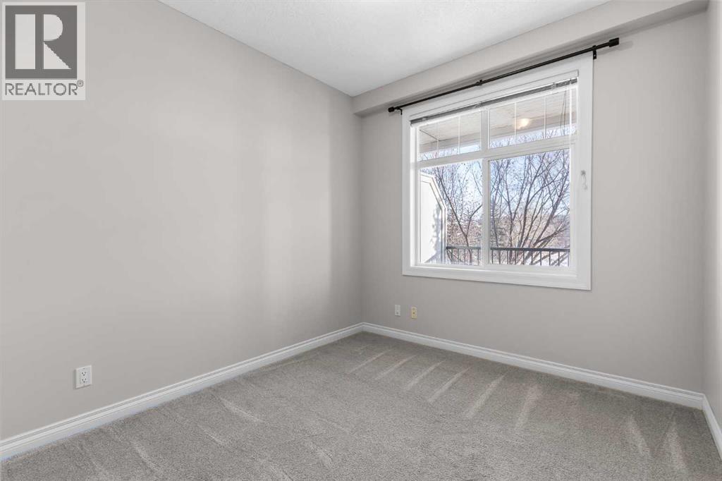205, 59 22 Avenue Sw, Calgary, AB - Indoor Photo Showing Other Room