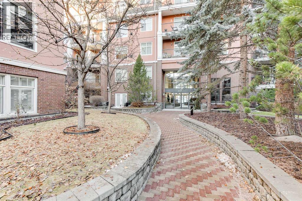 205, 59 22 Avenue Sw, Calgary, AB - Outdoor With Balcony