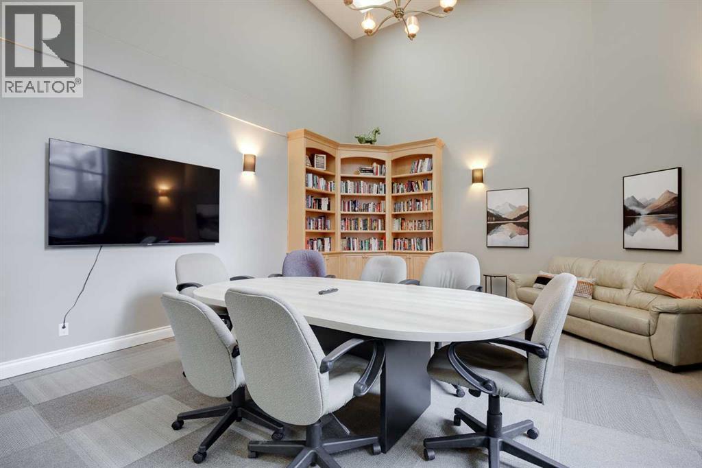 205, 59 22 Avenue Sw, Calgary, AB - Indoor