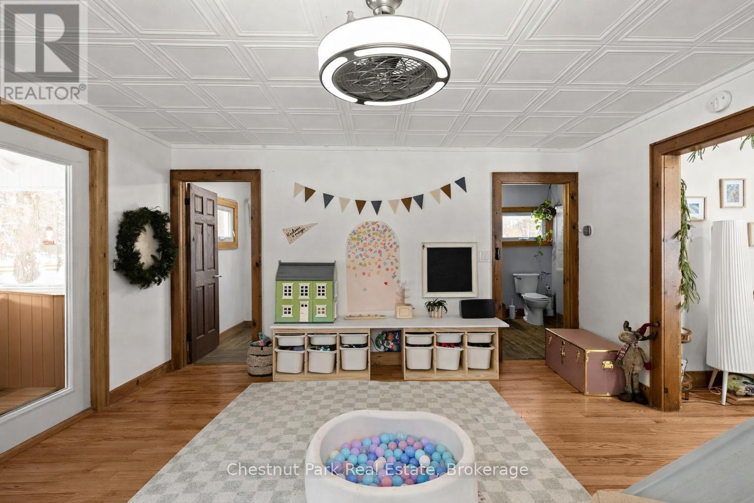 4478 Southwood Road, Muskoka Lakes (Wood (Muskoka Lakes)), ON - Indoor