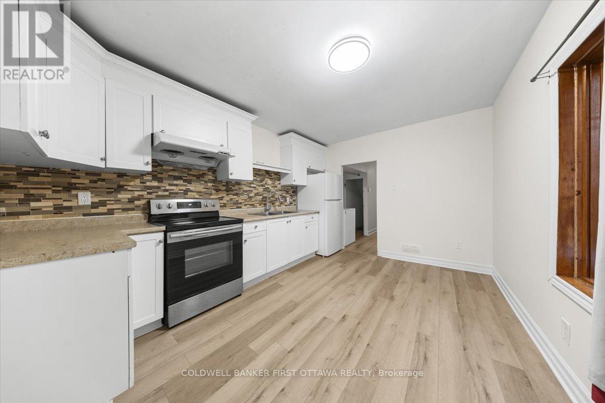 281 Cambridge Street N, Ottawa, ON - Indoor Photo Showing Kitchen With Upgraded Kitchen