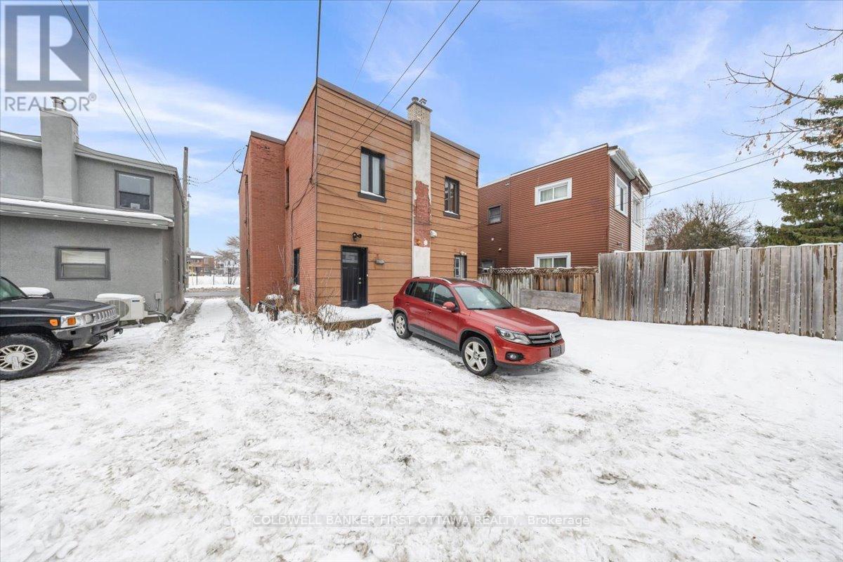 281 Cambridge Street N, Ottawa, ON - Outdoor