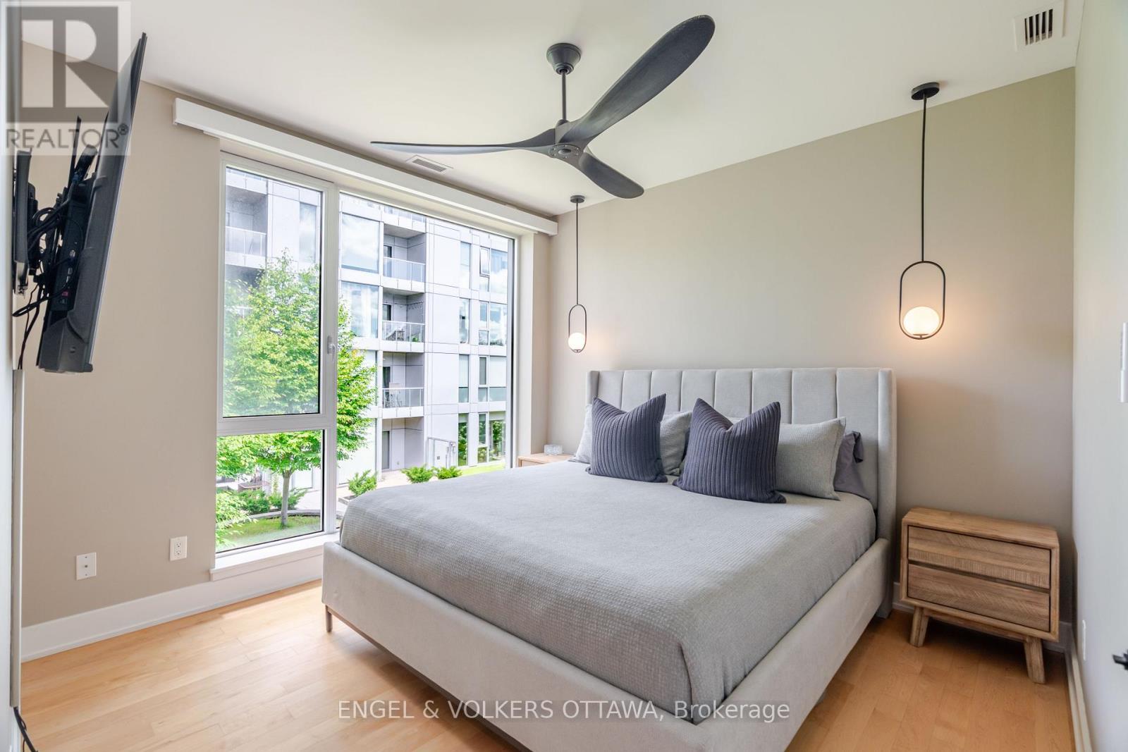218 - 197 Lisgar Street, Ottawa, ON - Indoor Photo Showing Bedroom