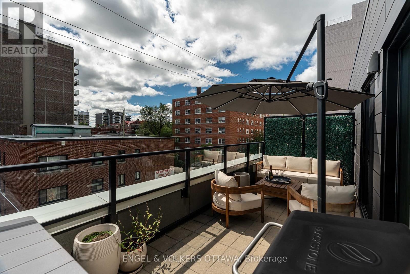 218 - 197 Lisgar Street, Ottawa, ON - With Exterior