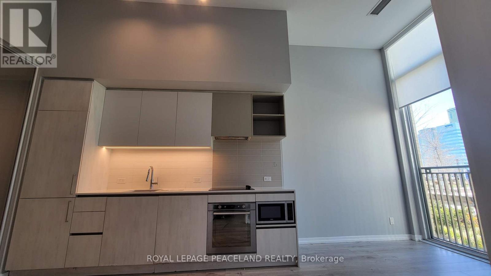 101 - 7890 Jane Street, Vaughan, ON - Indoor