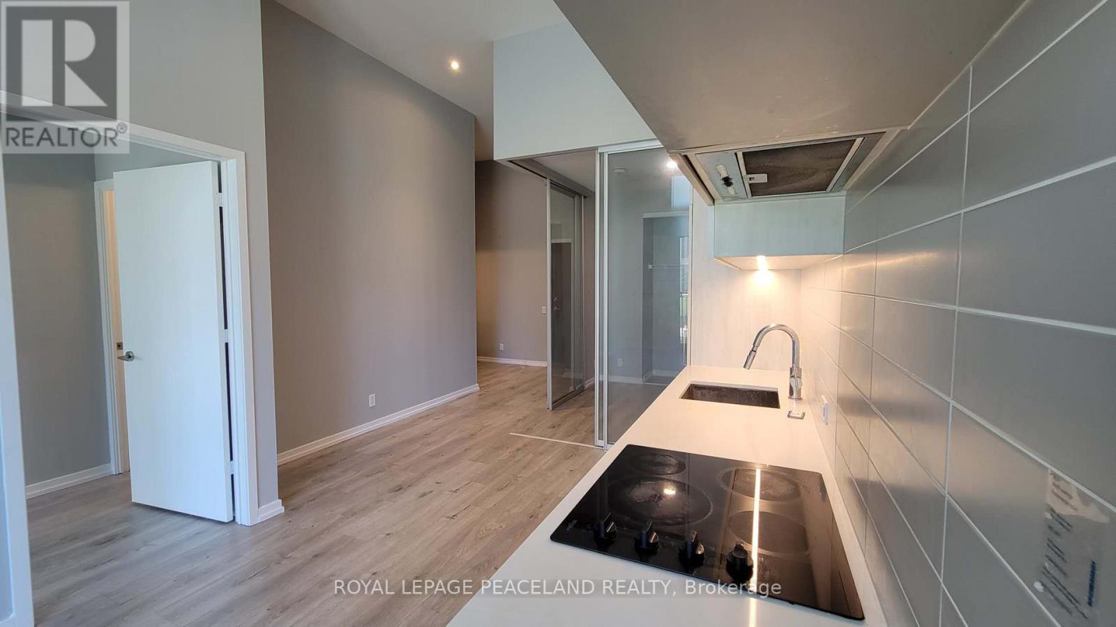 101 - 7890 Jane Street, Vaughan, ON - Indoor Photo Showing Other Room