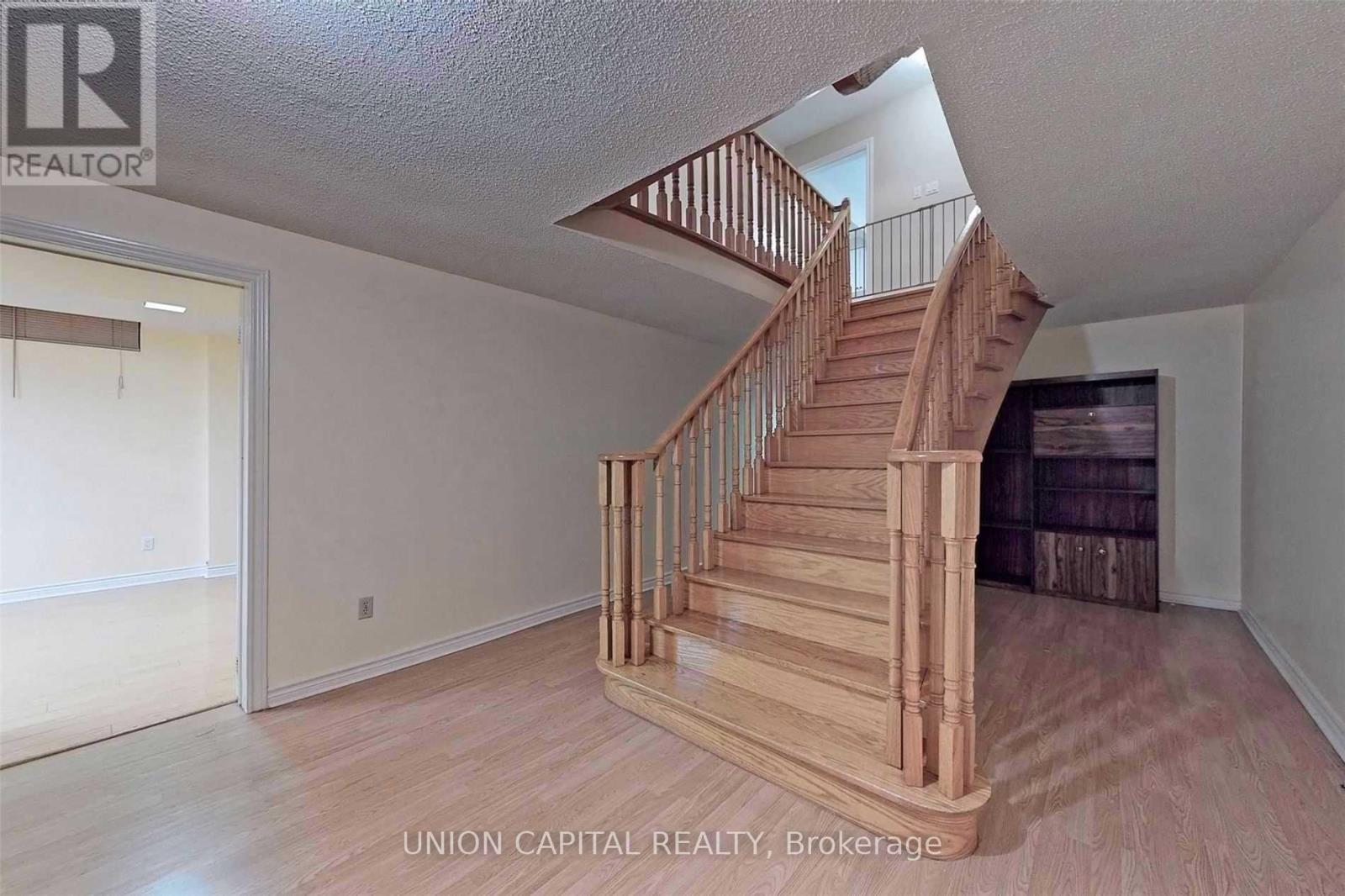 51 Kimbark Crescent, Markham, ON - Indoor Photo Showing Other Room