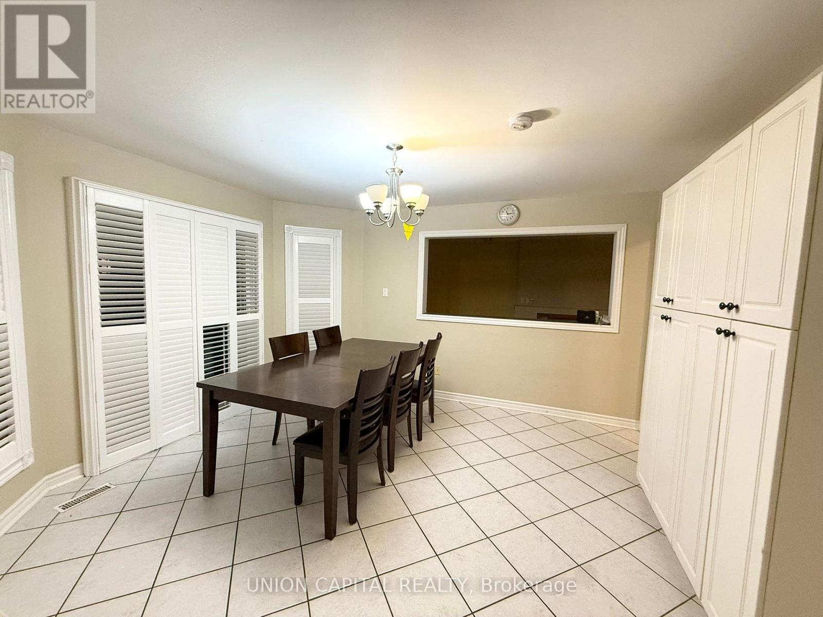 51 Kimbark Crescent, Markham, ON - Indoor Photo Showing Dining Room