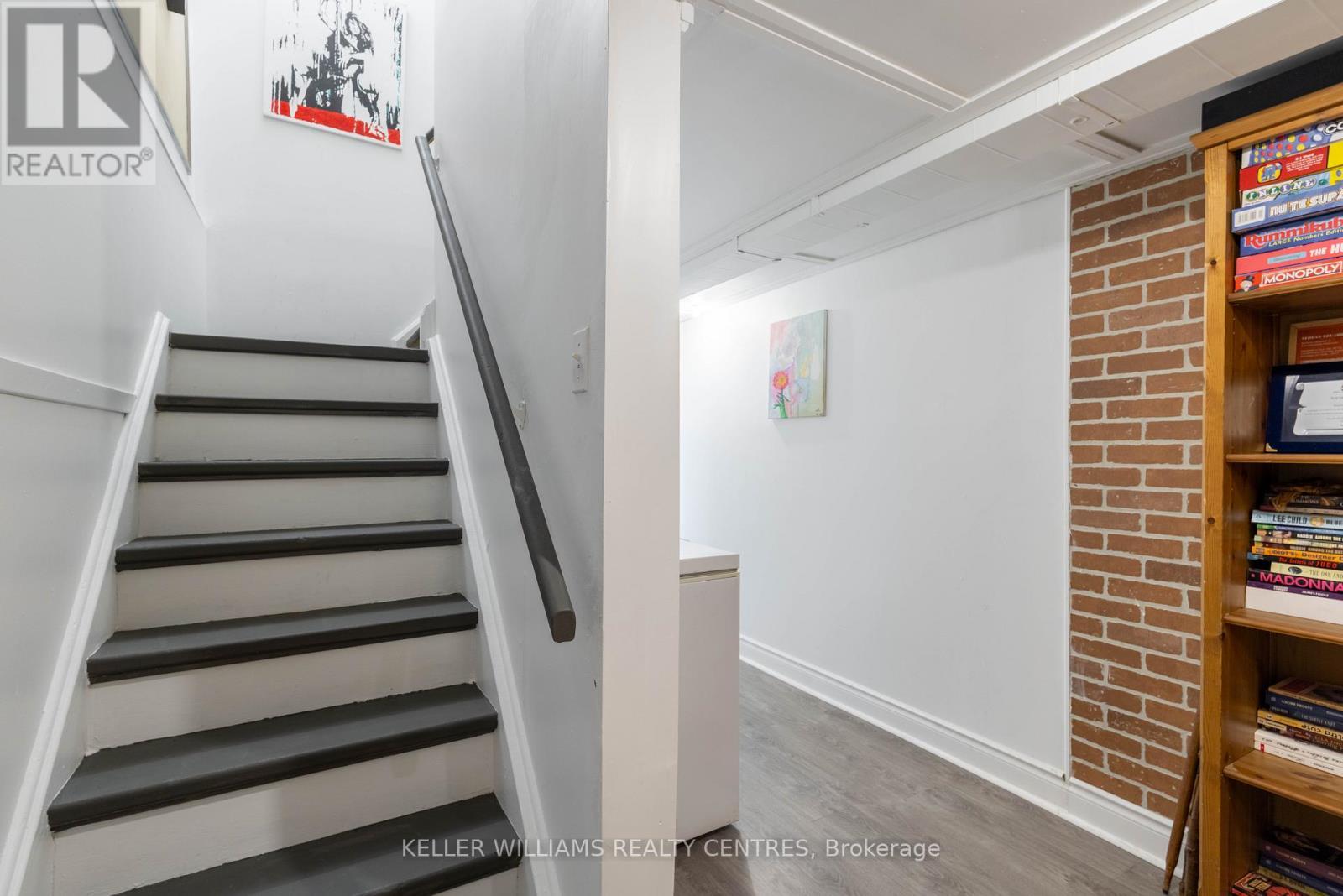 66 Chaucer Crescent, Barrie, ON - Indoor Photo Showing Other Room