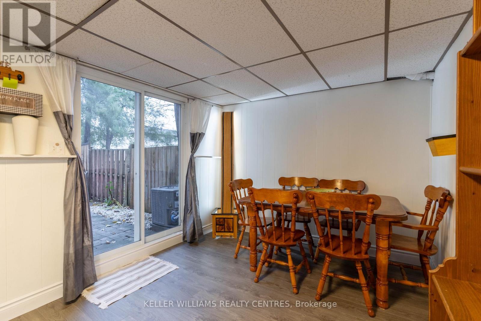 66 Chaucer Crescent, Barrie, ON - Indoor Photo Showing Dining Room