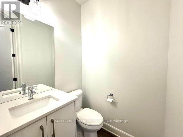 233 - 175 Doan Drive, Middlesex Centre, ON - Indoor Photo Showing Bathroom